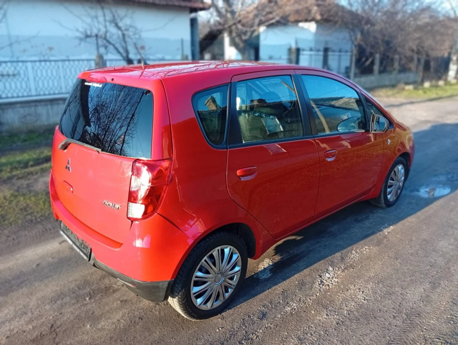 Mitsubishi Colt 1.1i - изображение 7