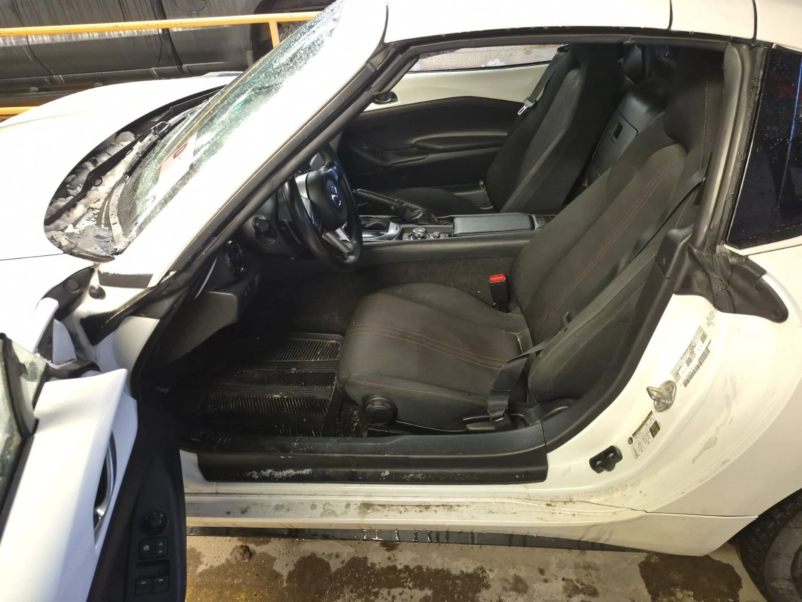 Mazda Mx-5 * GS P * CARFAX * ��� ��������� *  | Mobile.bg � ����������� 9