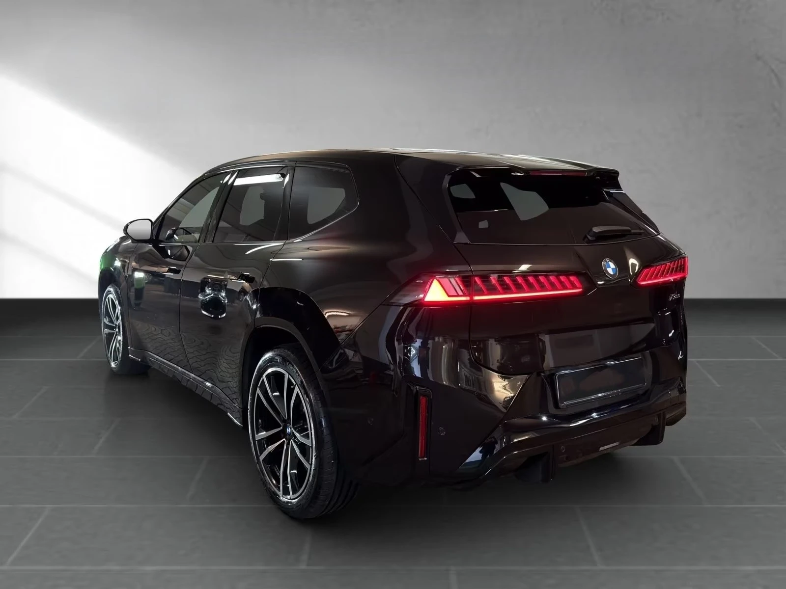 BMW iX3 50/xDrive/NEW MODEL/M-SPORT/ICONIC GLOW/HEADUP/H&K, снимка 5 - Автомобили и джипове - 54043067