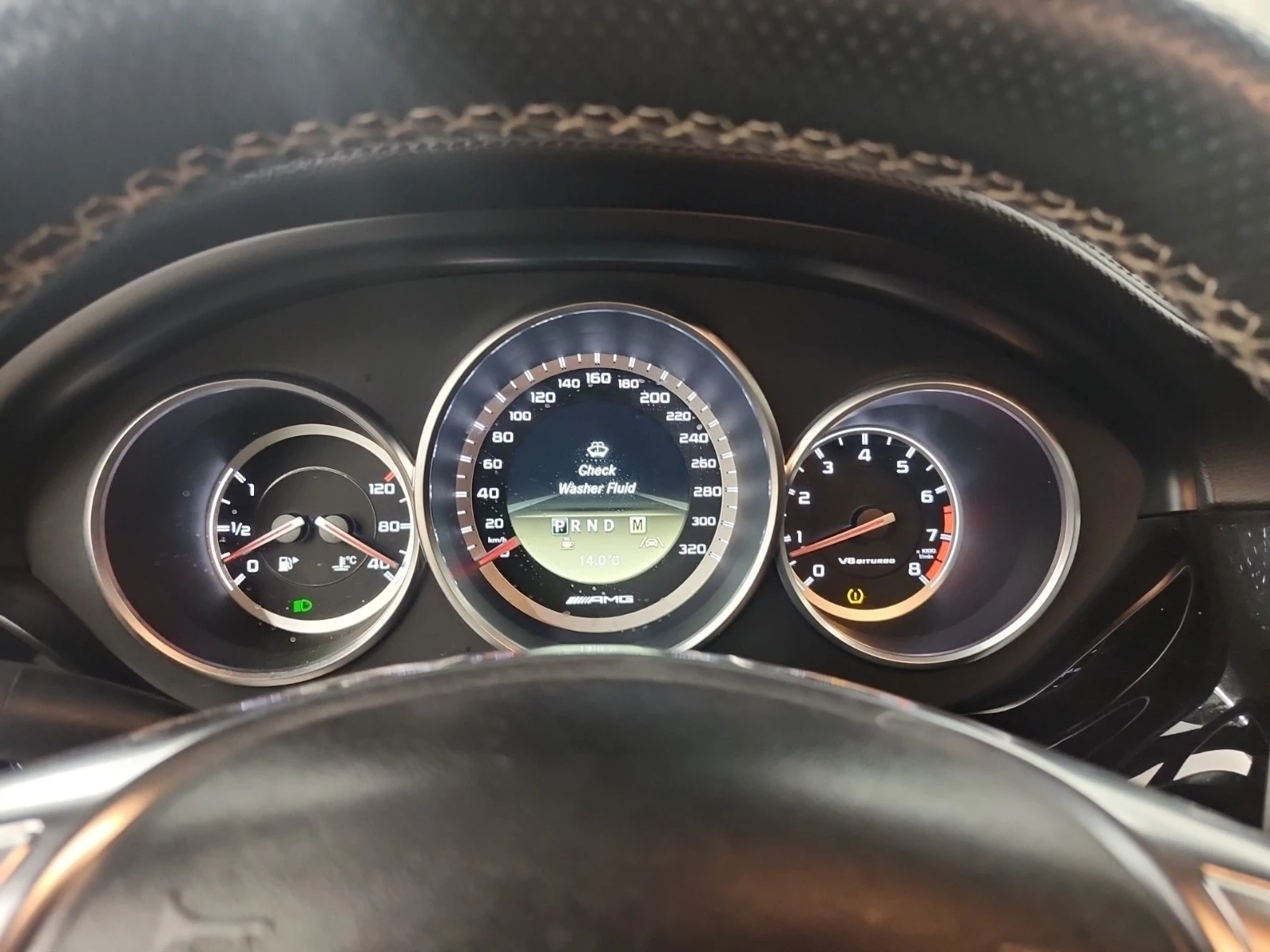 Mercedes-Benz CLS 63 AMG ОБДУХВАНЕ * ДИСТРОНИК * СЕРВИЗНА ИСТОРИЯ * , снимка 10 - Автомобили и джипове - 54140737