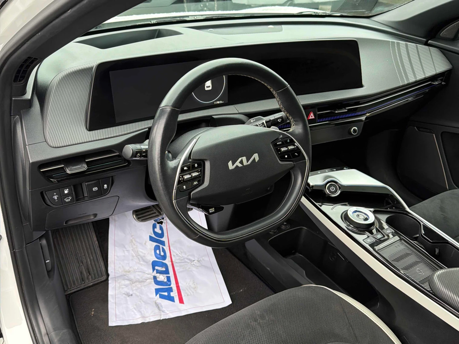 Kia EV6 LONG RANGE W/GT-LINE PKG 2* Pano* 360view* Обдухва, снимка 8 - Автомобили и джипове - 54219582