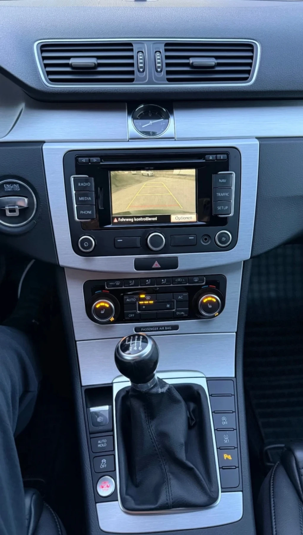 VW Passat Отличен, снимка 11 - Автомобили и джипове - 54329709