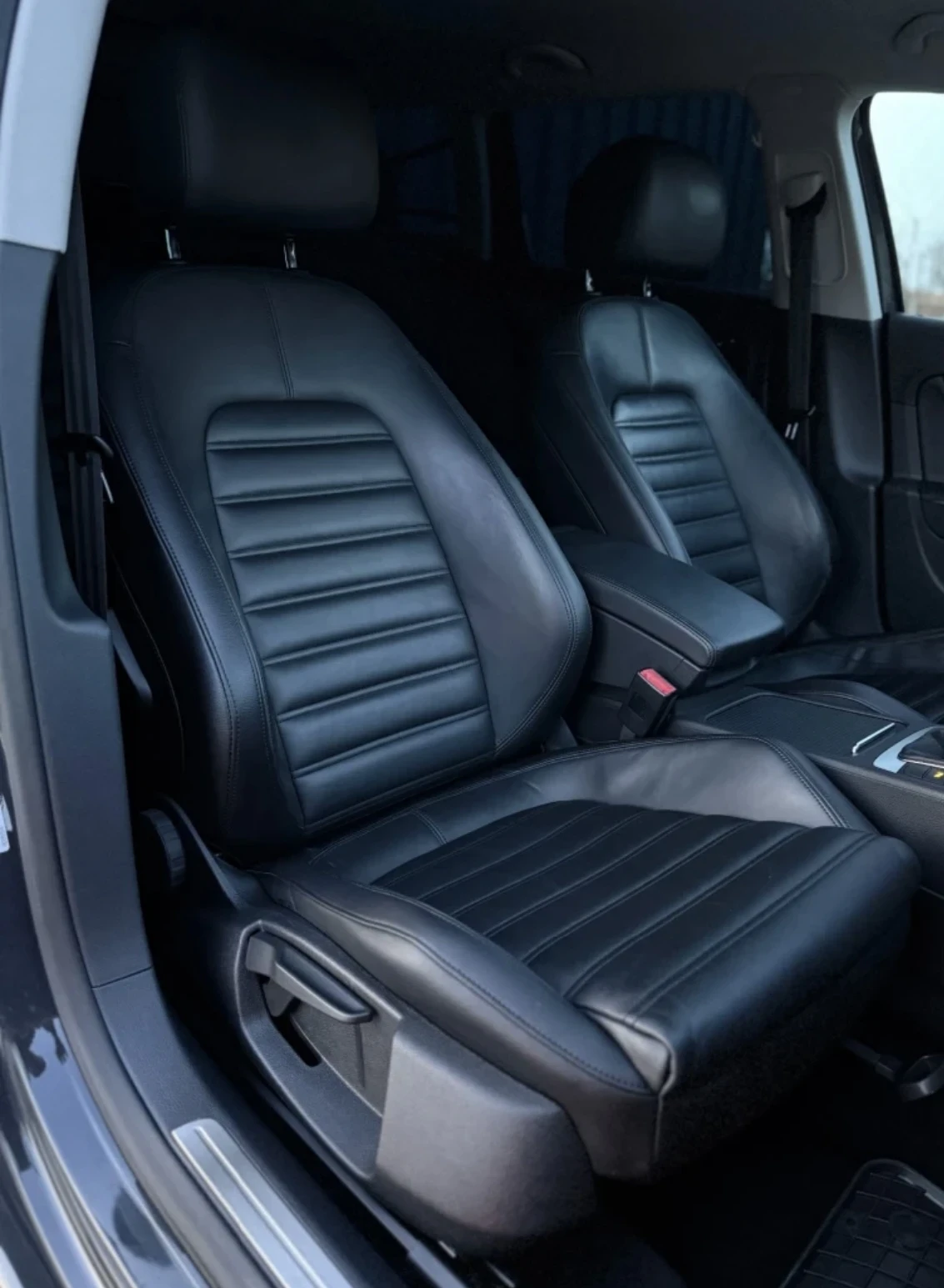 VW Passat Отличен, снимка 9 - Автомобили и джипове - 54329709