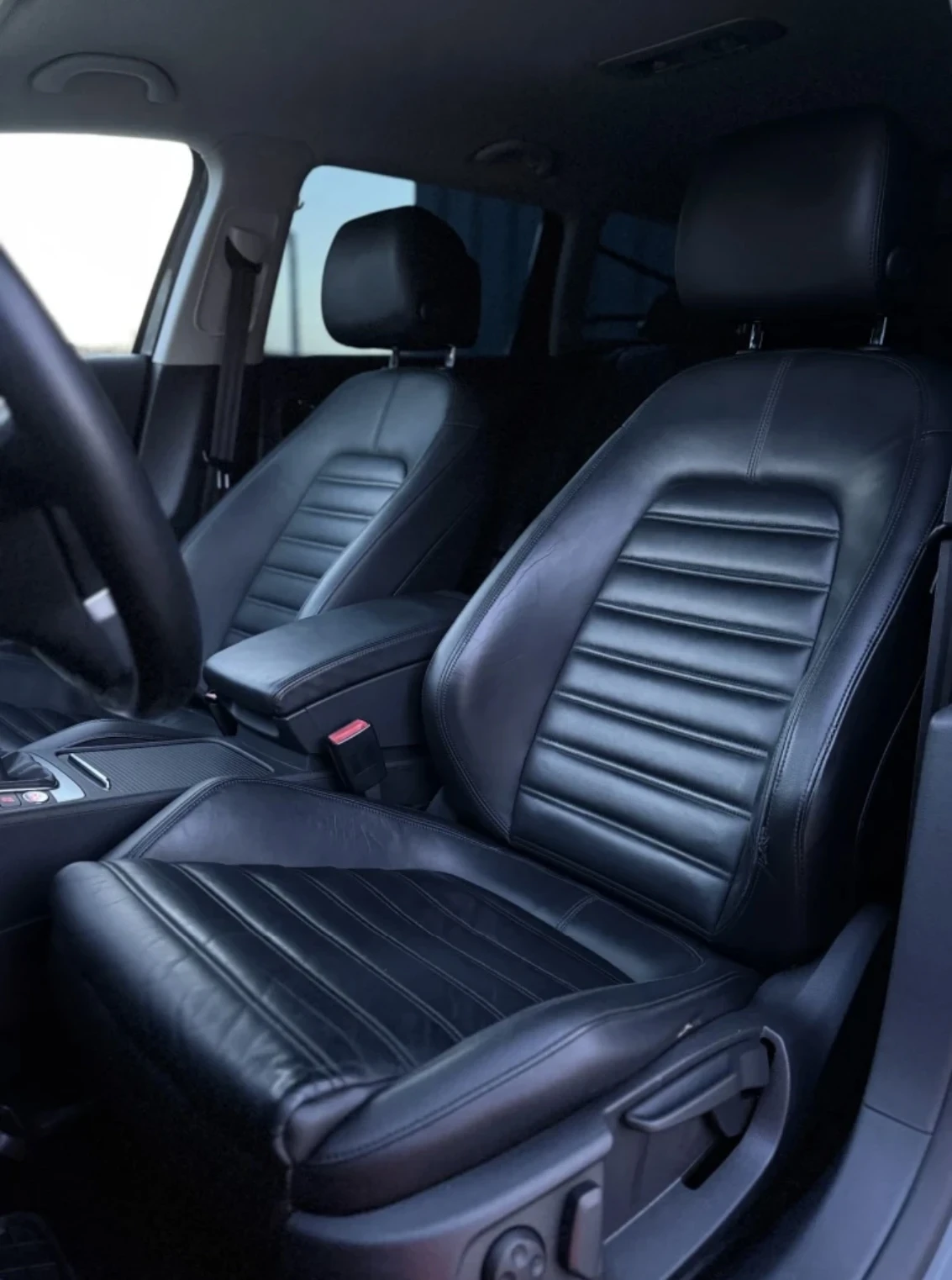 VW Passat Отличен, снимка 6 - Автомобили и джипове - 54329709
