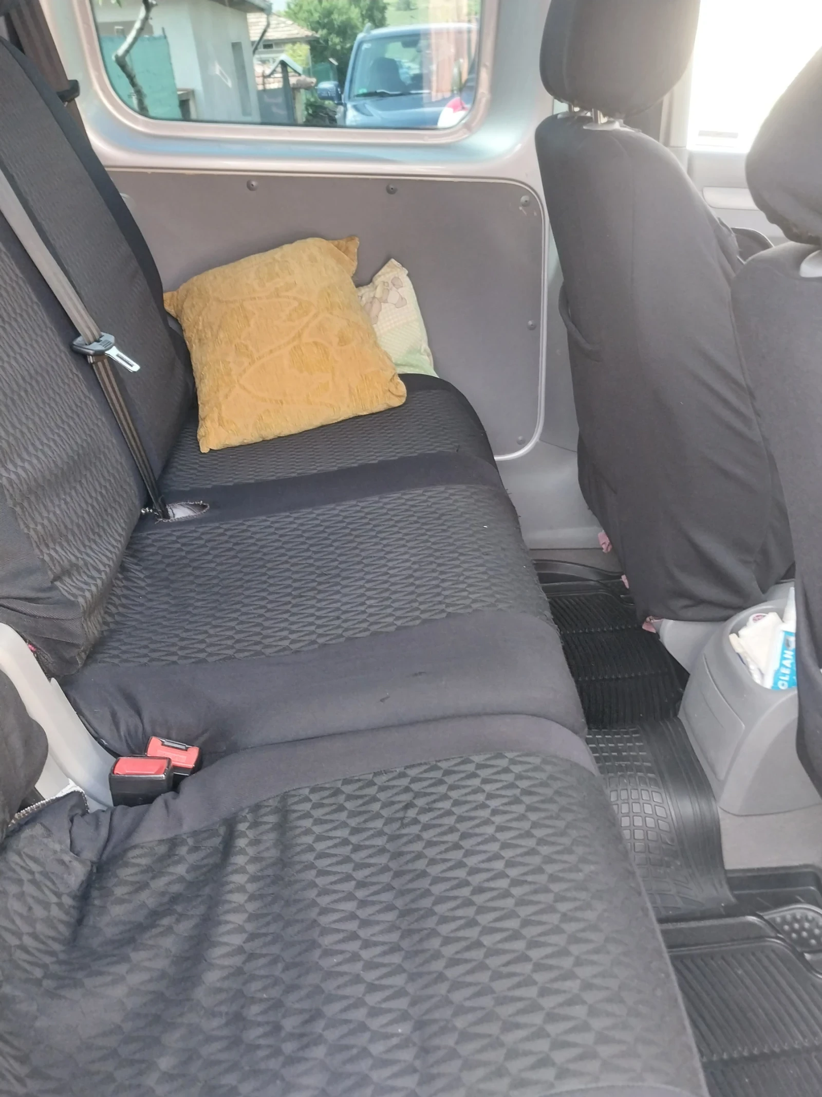 VW Caddy, снимка 7 - Автомобили и джипове - 54652850