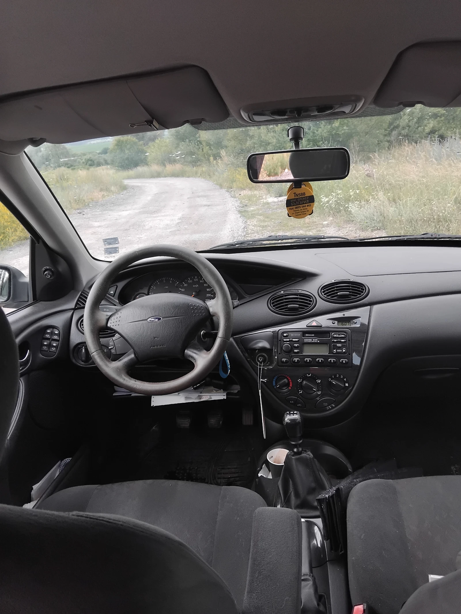 Ford Focus 1.8 TDDI, снимка 8 - Автомобили и джипове - 55013207
