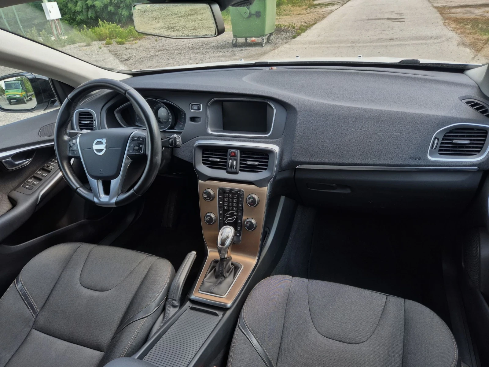 Volvo V40 Cross Country T5 AWD , снимка 13 - Автомобили и джипове - 55135155
