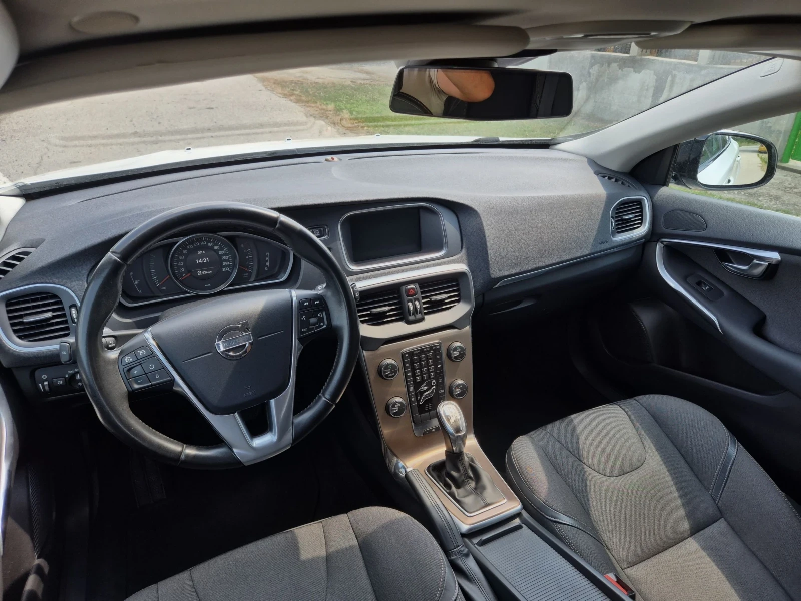 Volvo V40 Cross Country T5 AWD , снимка 15 - Автомобили и джипове - 55135155