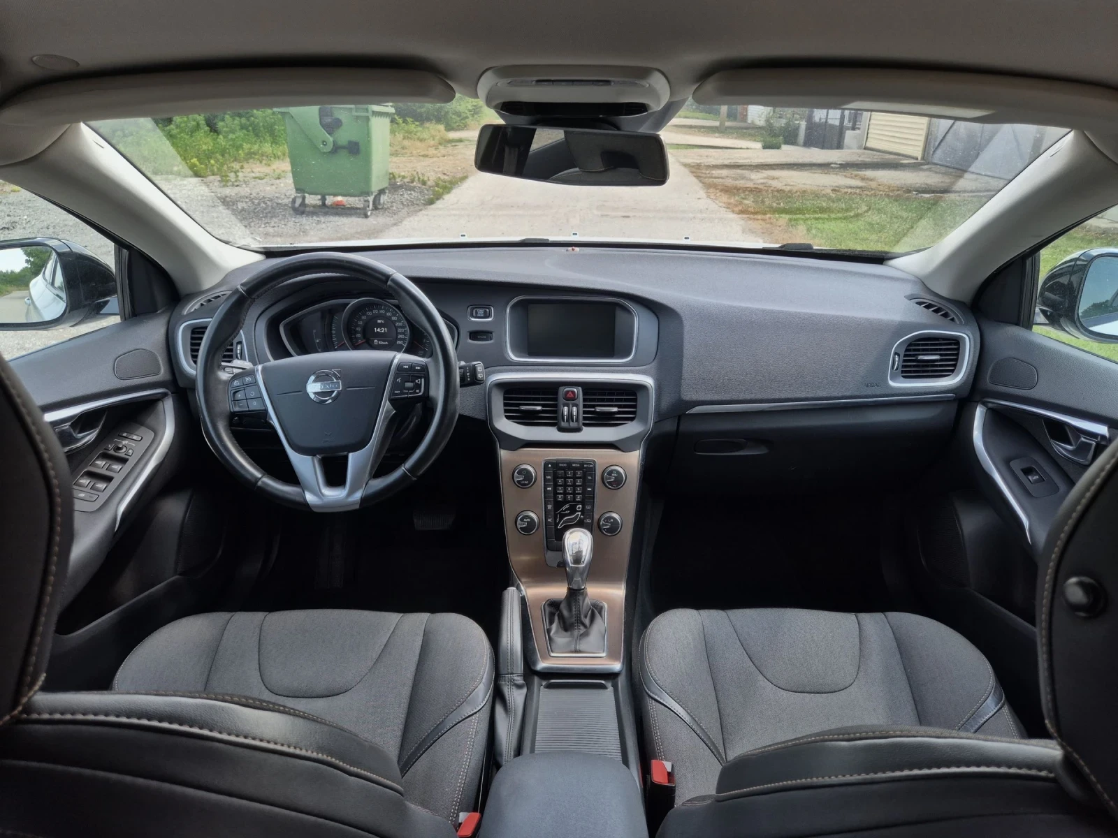 Volvo V40 Cross Country T5 AWD , снимка 14 - Автомобили и джипове - 55135155