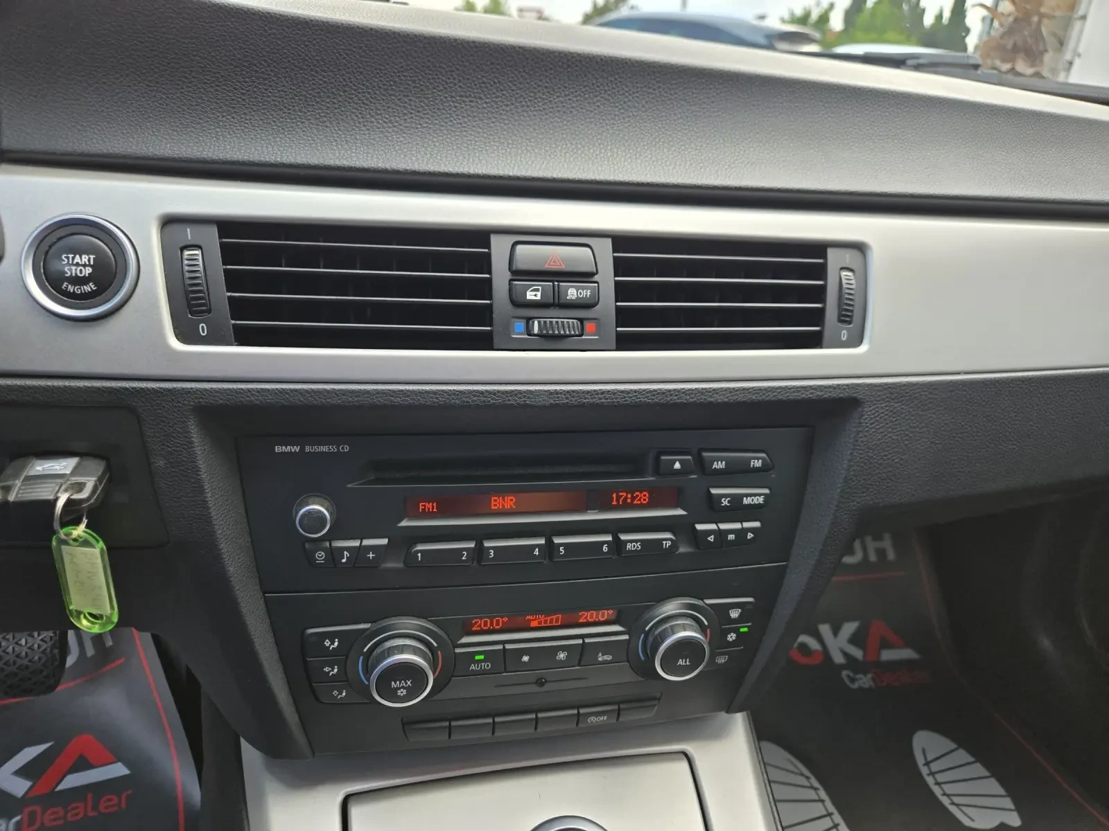BMW 316 2.0D-116кс= 6ск= FACELIFT= START/STOP, снимка 15 - Автомобили и джипове - 55275255