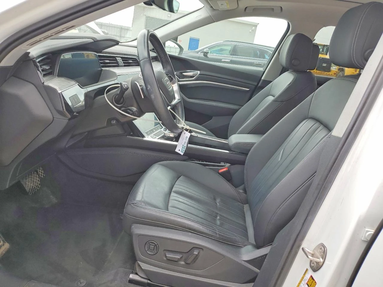 Audi E-Tron Premium, снимка 7 - Автомобили и джипове - 55534804