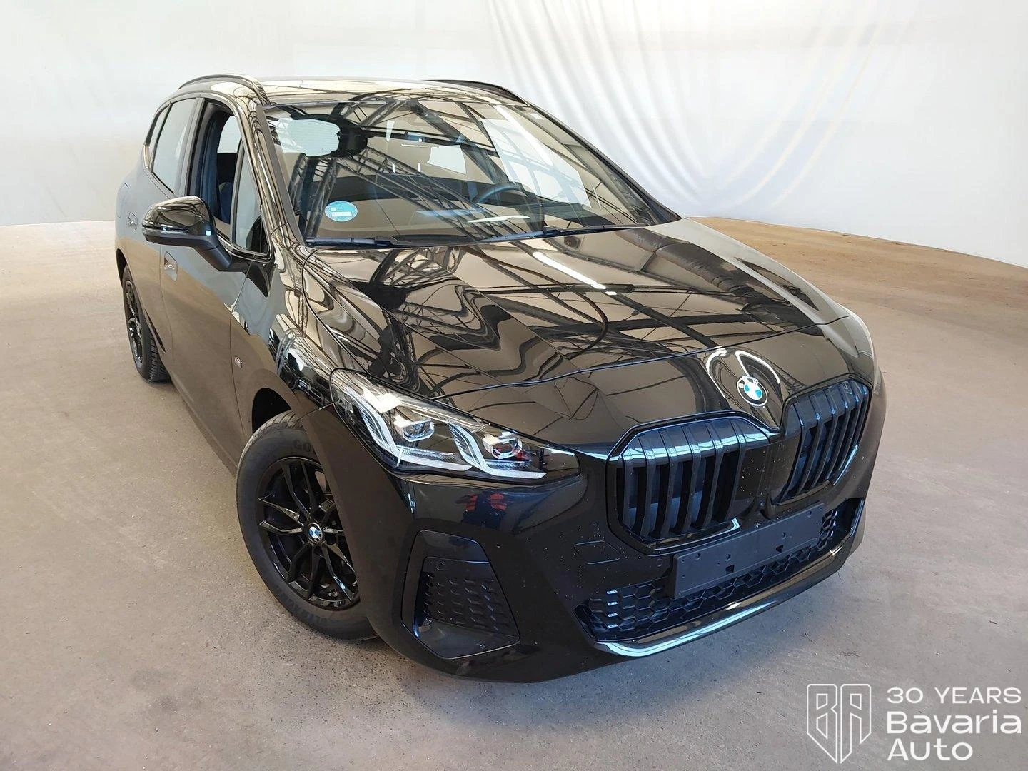 BMW 220 d Active Tourer Steptronic, снимка 4 - Автомобили и джипове - 55851977