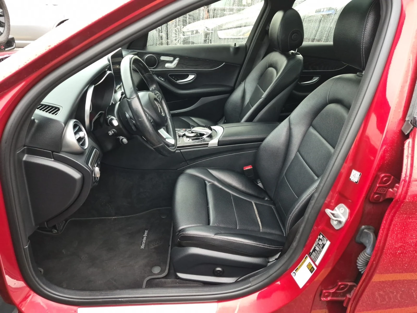 Mercedes-Benz C 300 * CARFAX * 2 КЛЮЧА * АМГ ПАКЕТ * ПАНОРАМА, снимка 7 - Автомобили и джипове - 55898586