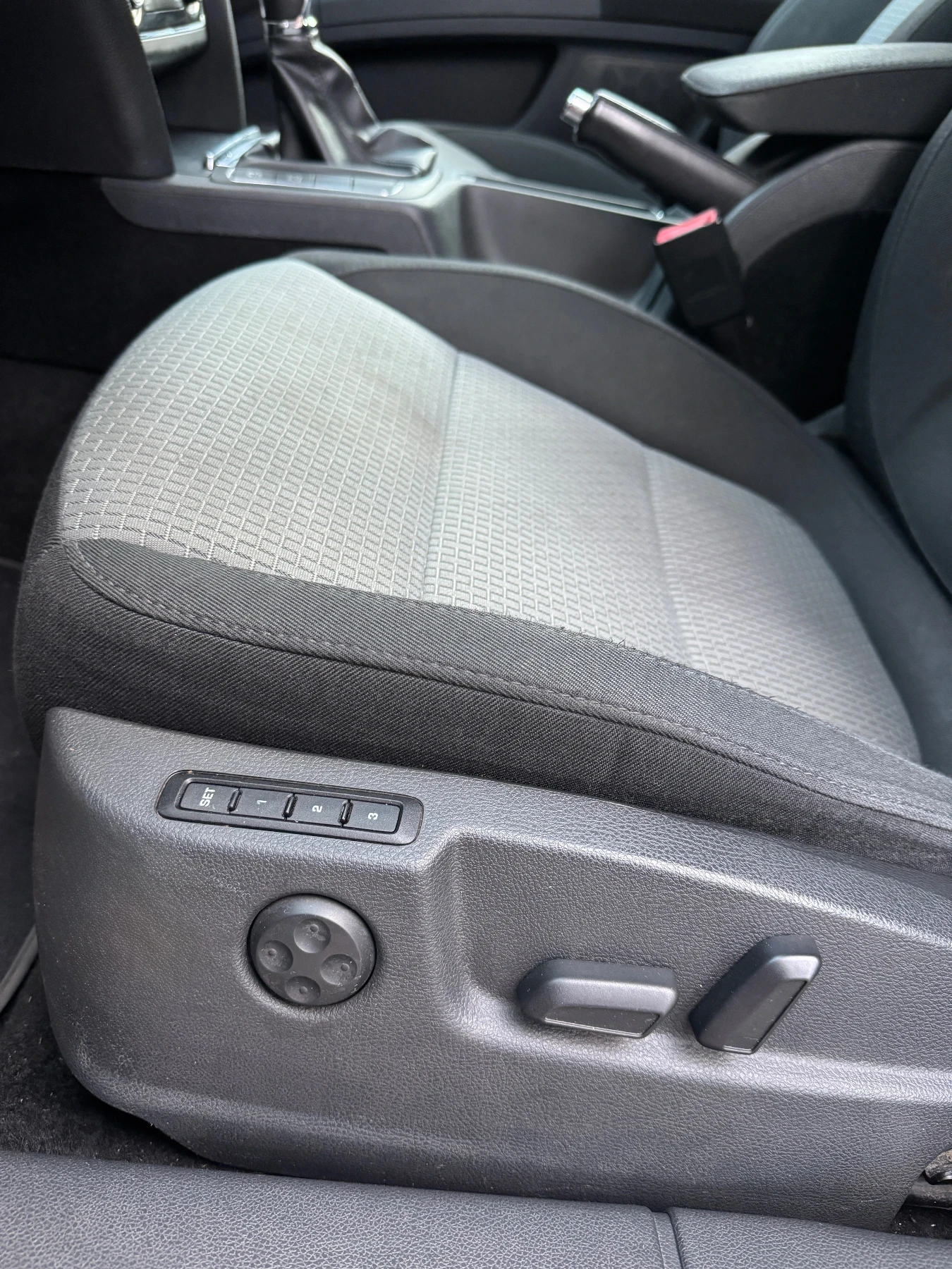 Skoda Superb 2.0 TDI , снимка 12 - Автомобили и джипове - 56075444