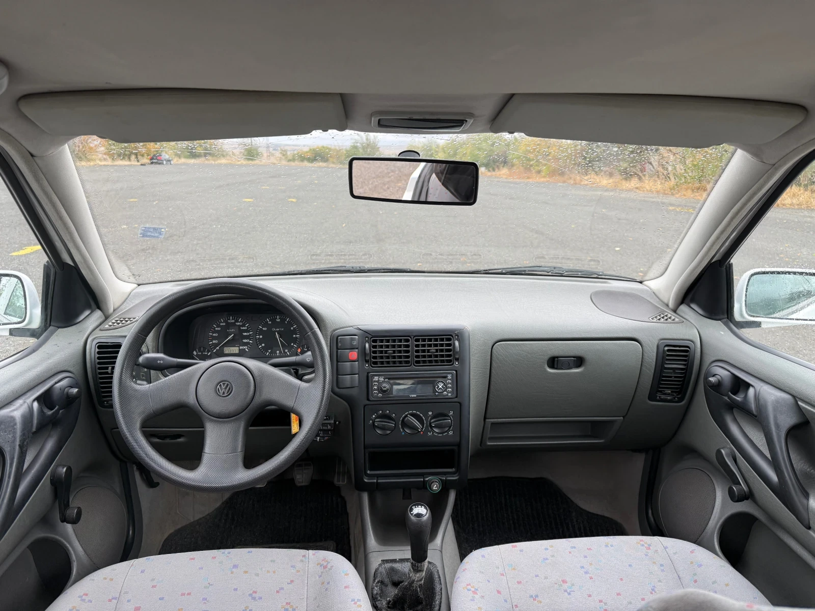 VW Polo 1.3 mono, снимка 8 - Автомобили и джипове - 56484141