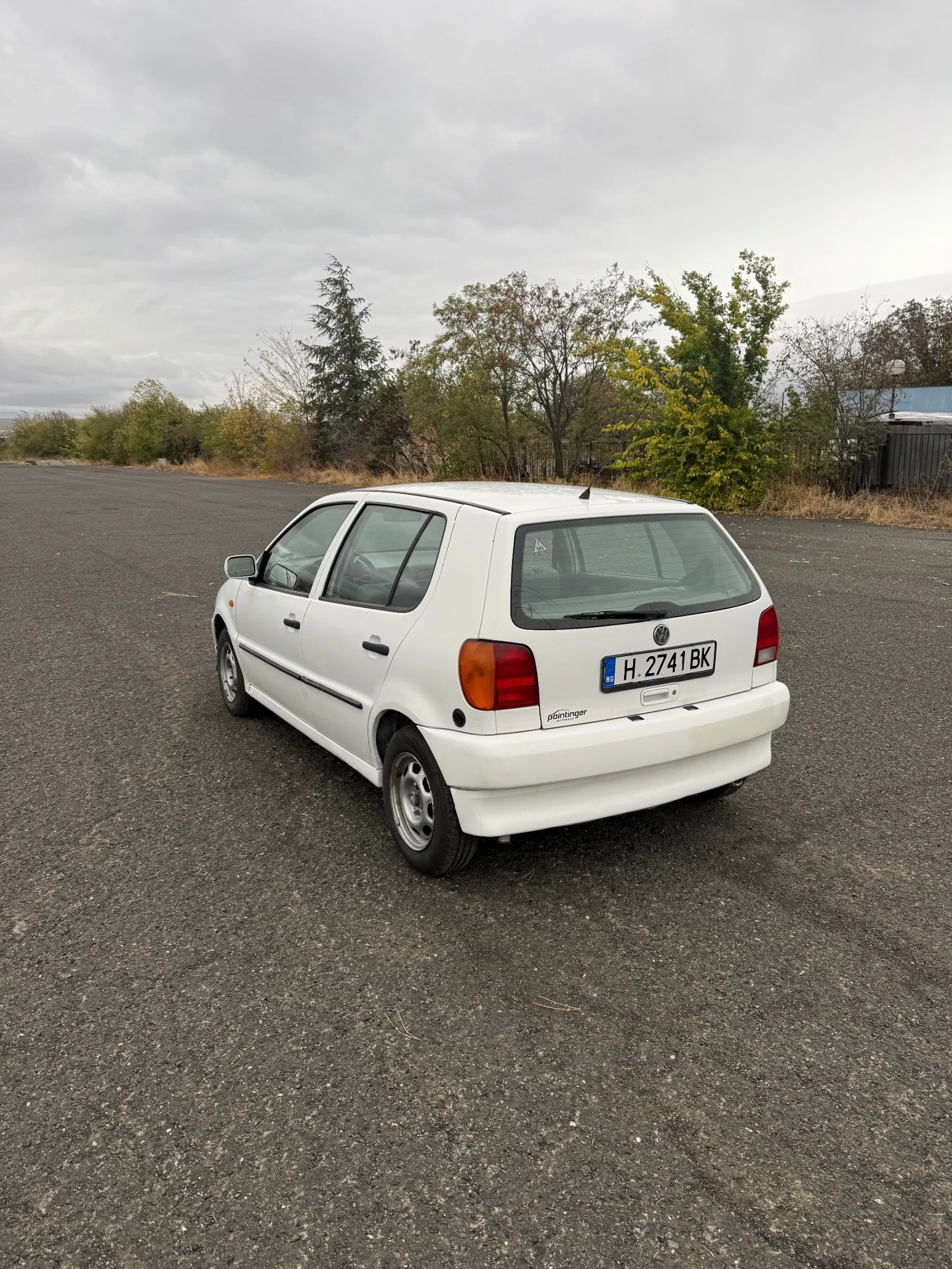 VW Polo 1.3 mono, снимка 6 - Автомобили и джипове - 56484141