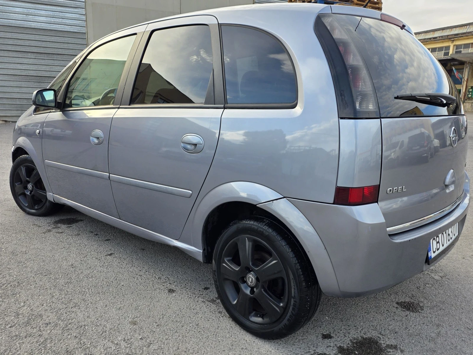 Opel Meriva 1.4i 16V, снимка 4 - Автомобили и джипове - 56509751