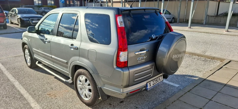 Honda Cr-v 2.2 I-CTDI, снимка 3 - Автомобили и джипове - 49564403