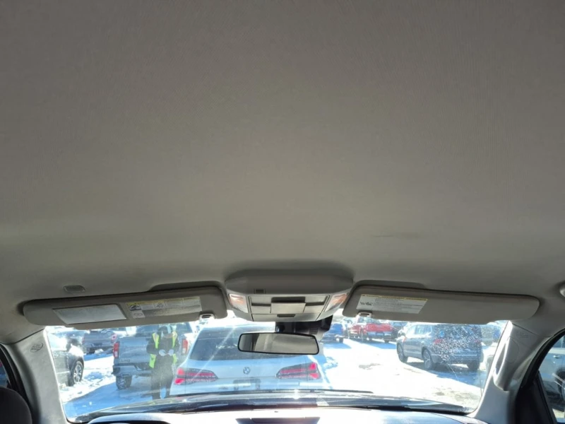 Toyota Tundra * SR5 CREW CAB SHORT BED * CARFAX * , снимка 11 - Автомобили и джипове - 53303821