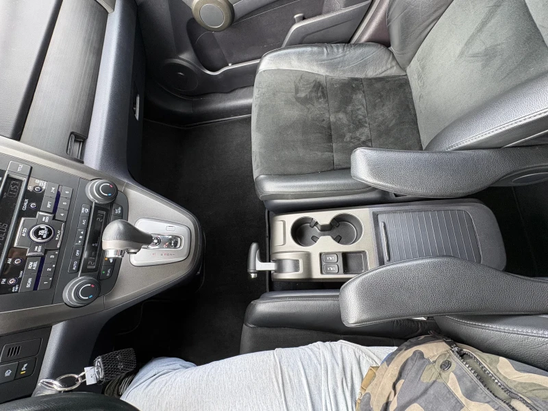 Honda Cr-v Automatic, снимка 10 - Автомобили и джипове - 53495556