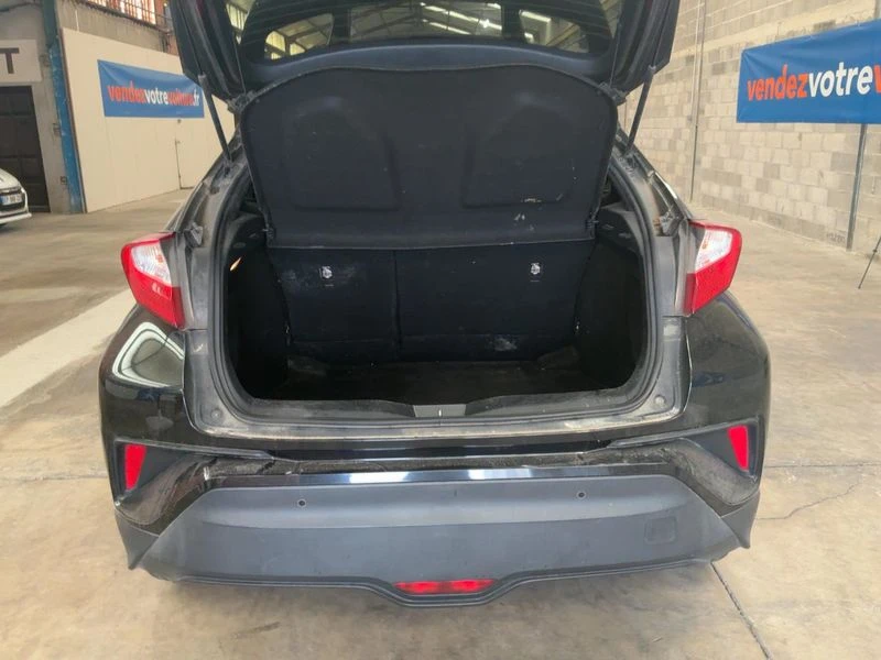 Toyota C-HR, снимка 10 - Автомобили и джипове - 54910173