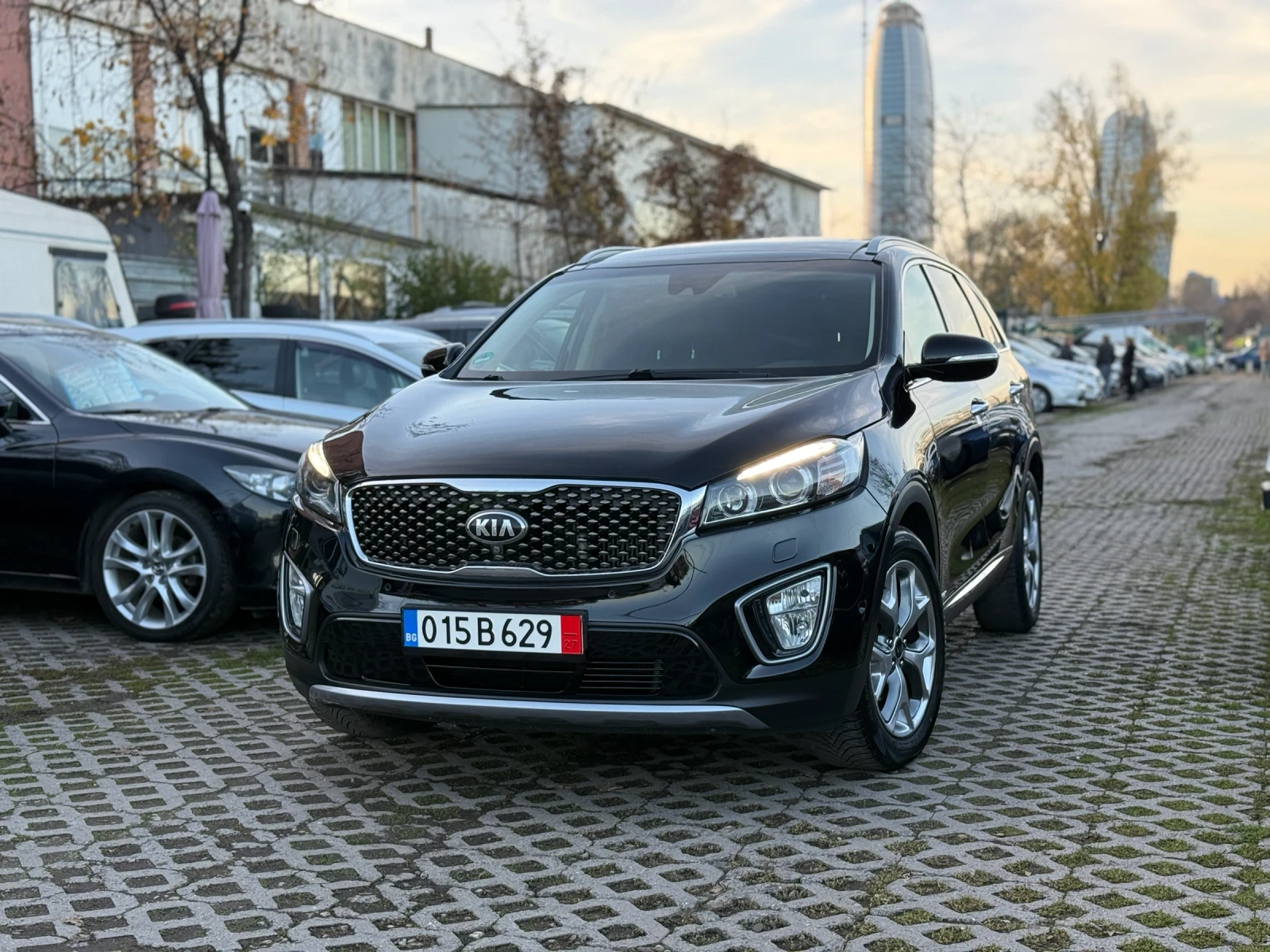Kia Sorento 2.2 CRDI AWD PLATINUM EDITION ВСИЧКИ ЕКСТРИ, снимка 1