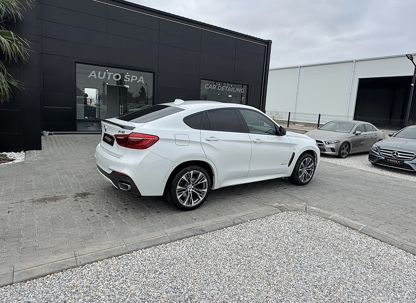 BMW X6 40d M-Pack - изображение 4