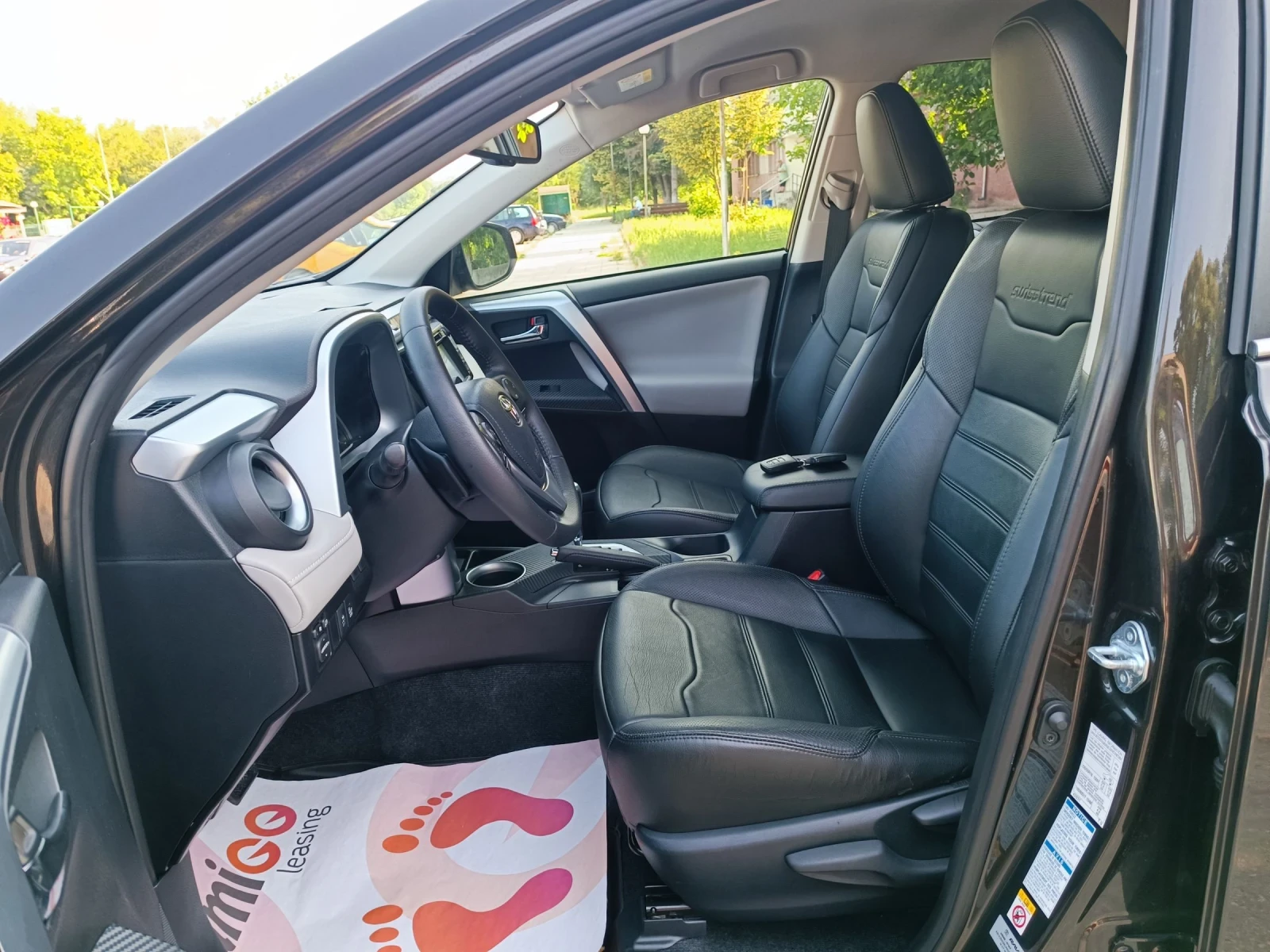 Toyota Rav4 2.0i-152кс-ШВЕЙЦАРИЯ-АВТОМАТ-4Х4-Keyless-FULL  - изображение 8