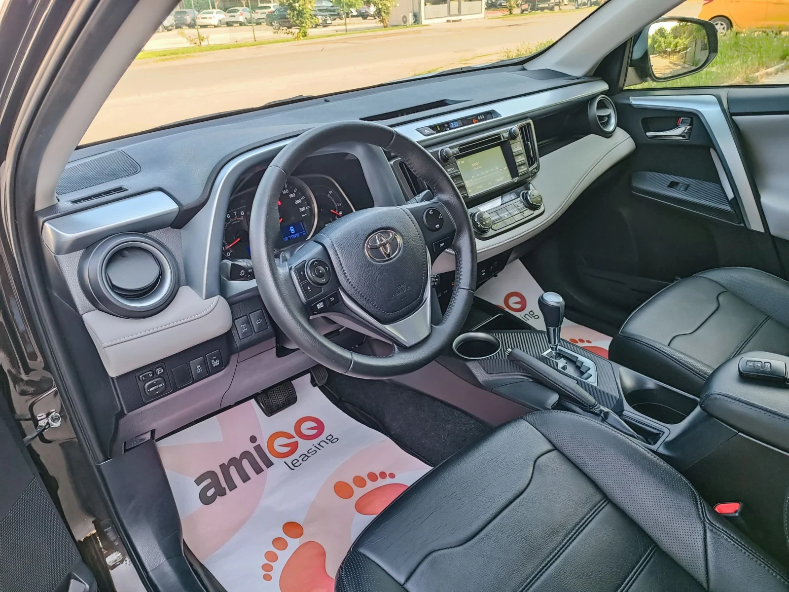 Toyota Rav4 2.0i-152кс-ШВЕЙЦАРИЯ-АВТОМАТ-4Х4-Keyless-FULL  - изображение 9