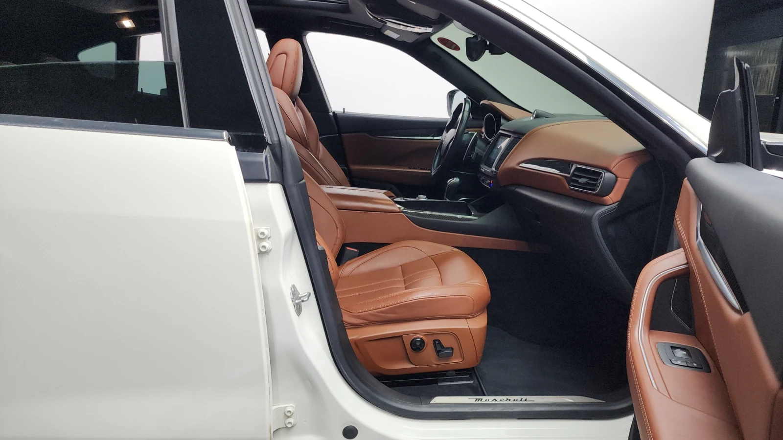 Maserati Levante 3.0d AWD GranSport | Mobile.bg   10