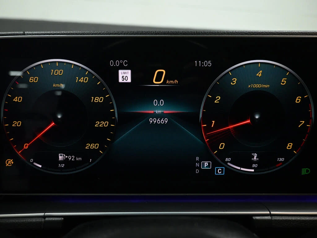 Mercedes-Benz GLE 350 * AMG Line * HeadUp * * AвтоКредит* (ЦЕНА ДО БГ), снимка 12 - Автомобили и джипове - 53800071