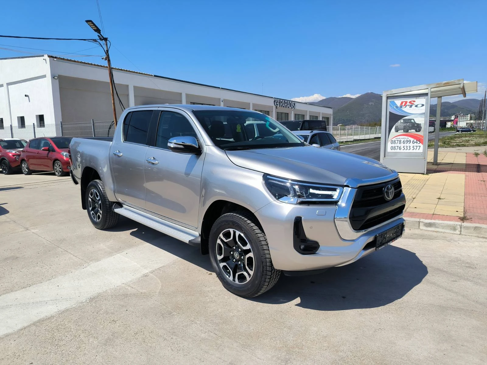 Toyota Hilux 2.4d-400km-Nova-Navi-4x4-Kamera-Keyless-Euro-6E | Mobile.bg � ����������� 3