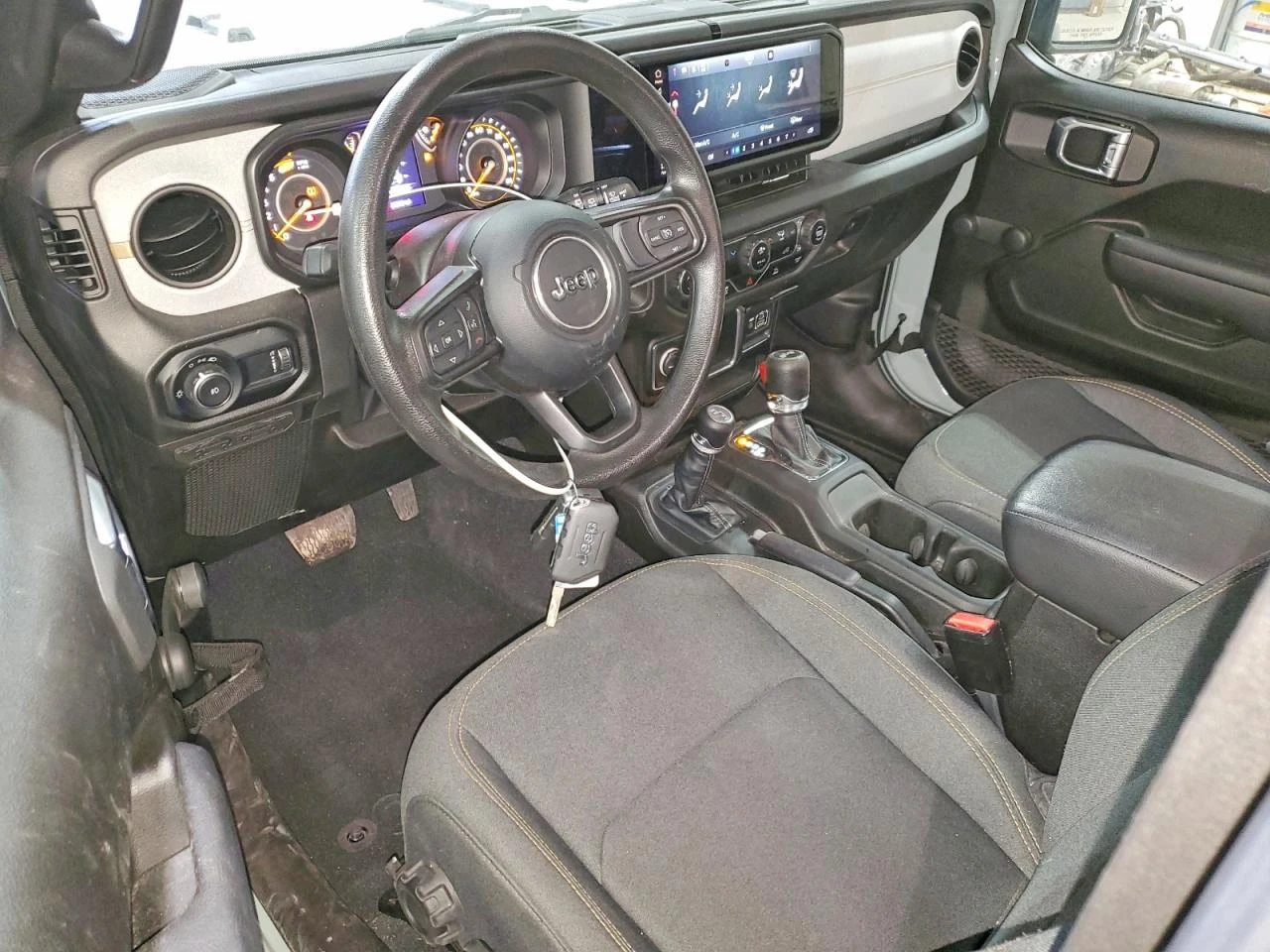 Jeep Wrangler 3.6l Sport, снимка 8 - Автомобили и джипове - 54323911