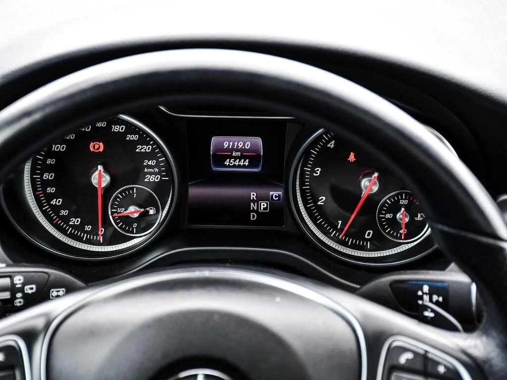 Mercedes-Benz GLA 250 45 000 км * 4MATIC * 360 * ПОДГРЕВ * , снимка 10 - Автомобили и джипове - 54479619