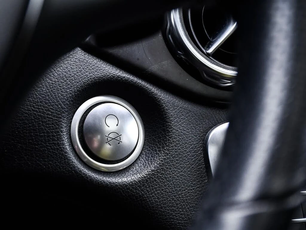 Mercedes-Benz GLA 250 45 000 км * 4MATIC * 360 * ПОДГРЕВ * , снимка 16 - Автомобили и джипове - 54479619