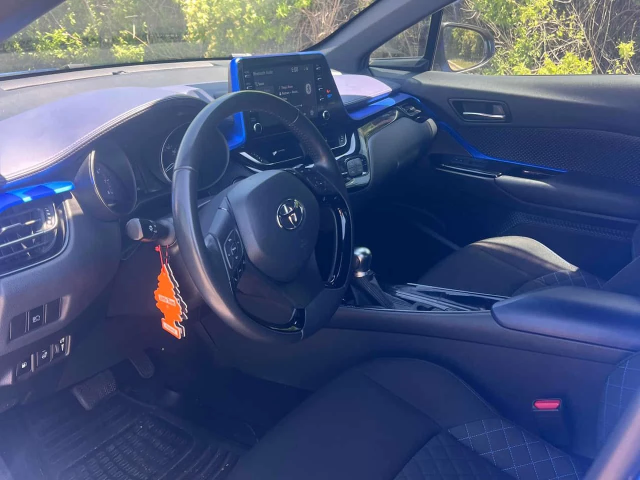 Toyota C-HR * FWD * АВТОКРЕДИТ БЕЗ ПЪРВОНАЧАЛНА ВНОСКА* , снимка 5 - Автомобили и джипове - 54736208