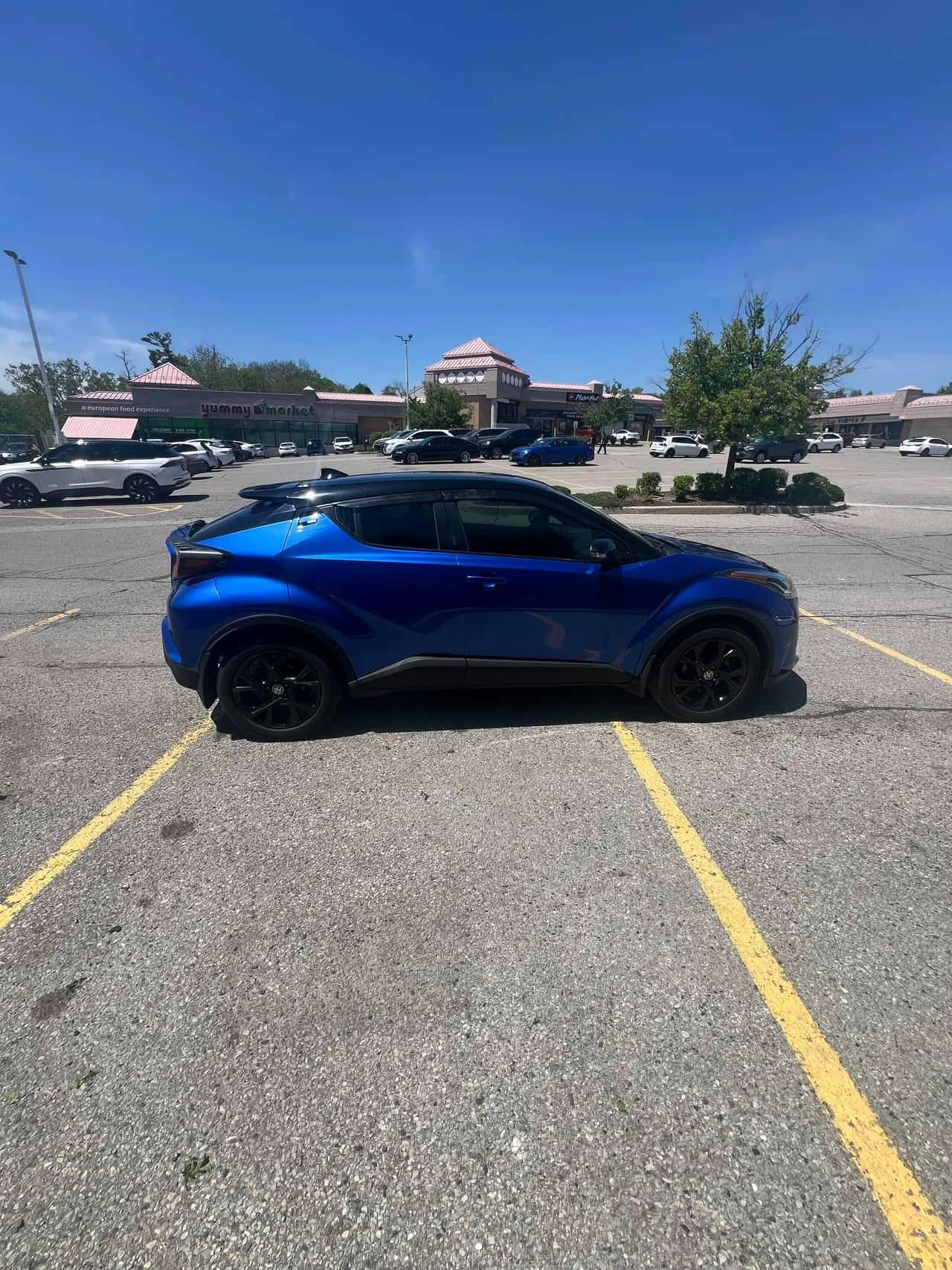 Toyota C-HR * FWD * АВТОКРЕДИТ БЕЗ ПЪРВОНАЧАЛНА ВНОСКА* , снимка 3 - Автомобили и джипове - 54736208