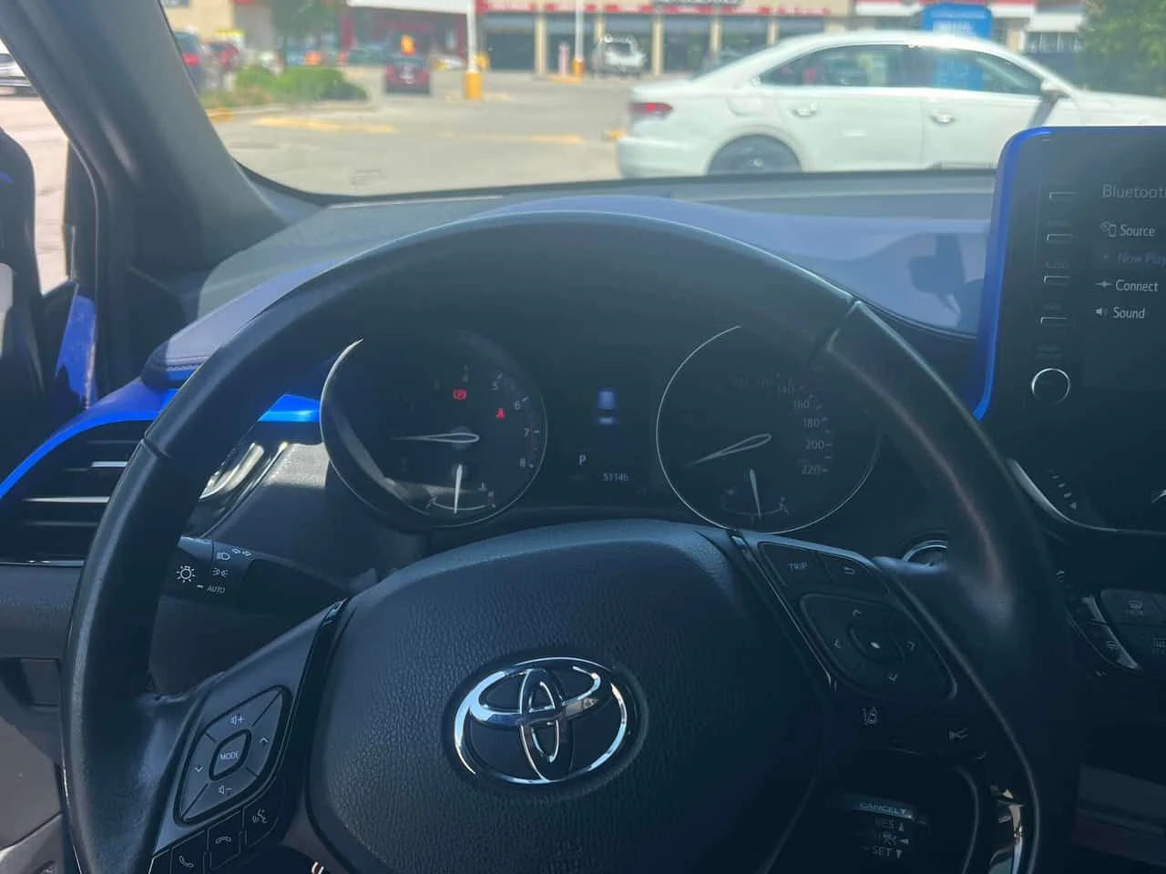 Toyota C-HR * FWD * АВТОКРЕДИТ БЕЗ ПЪРВОНАЧАЛНА ВНОСКА* , снимка 8 - Автомобили и джипове - 54736208
