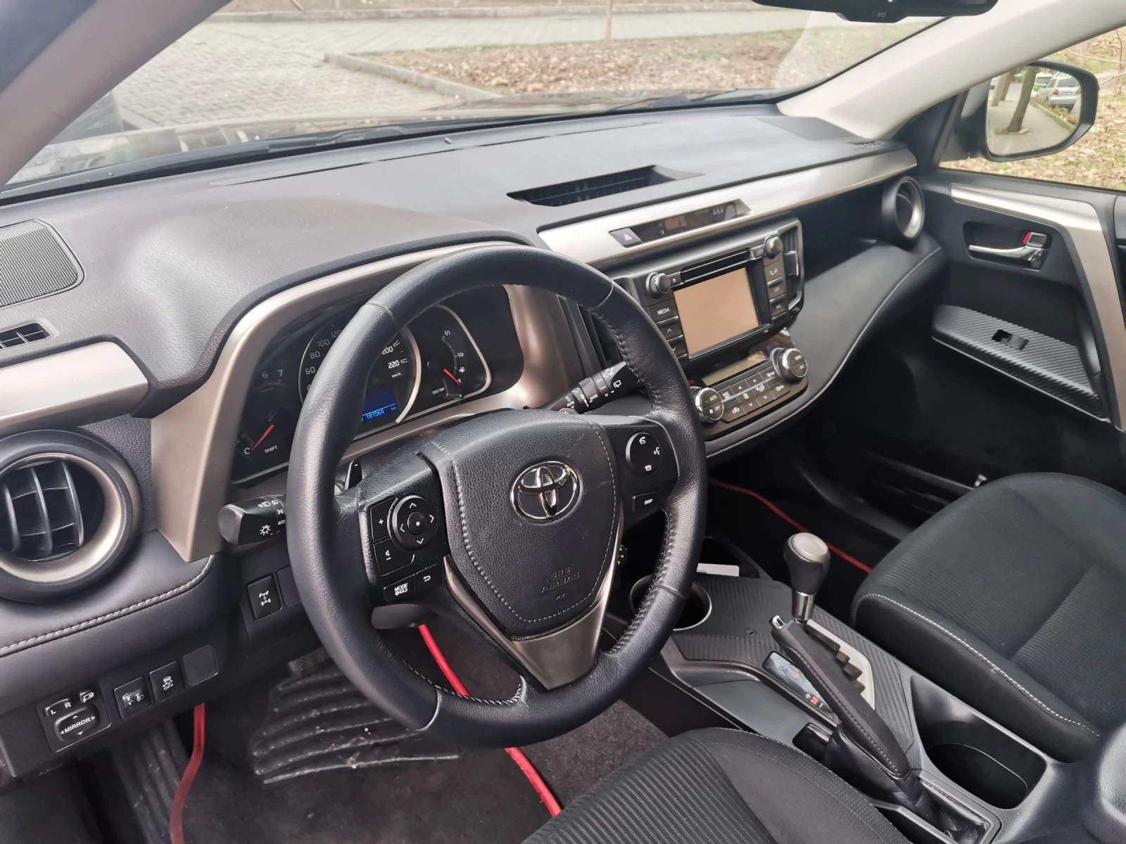 Toyota Rav4 RAV4 DCAT2.2/Швейцария , снимка 3 - Автомобили и джипове - 55607607