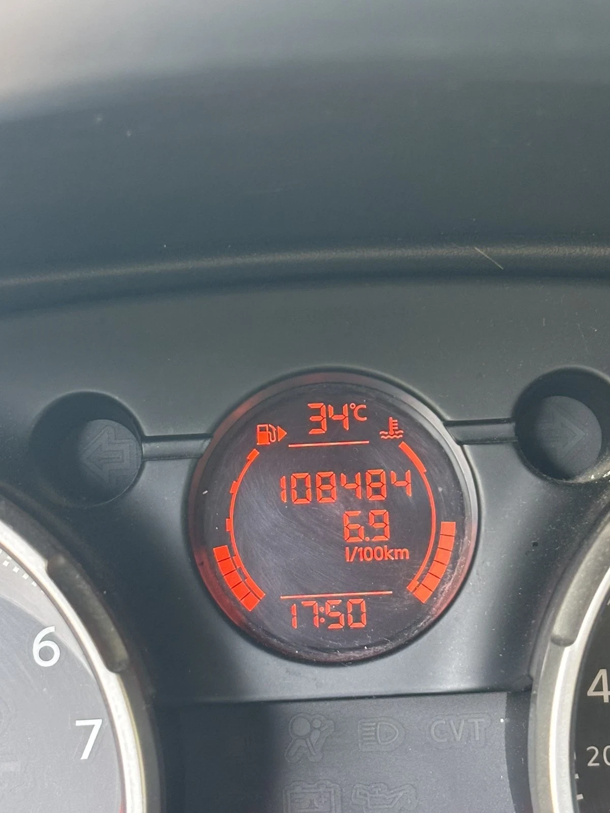 Nissan Qashqai, снимка 4 - Автомобили и джипове - 55824555
