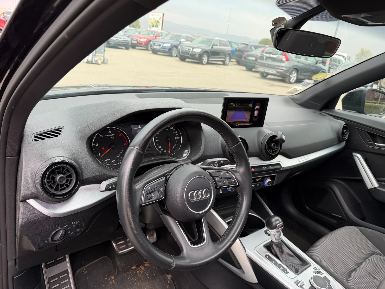 Audi Q2 2.0TDI QUATTRO AVTOMAT/NAVI/PANORAMA/KAMERA EURO 6, снимка 13 - Автомобили и джипове - 56166307
