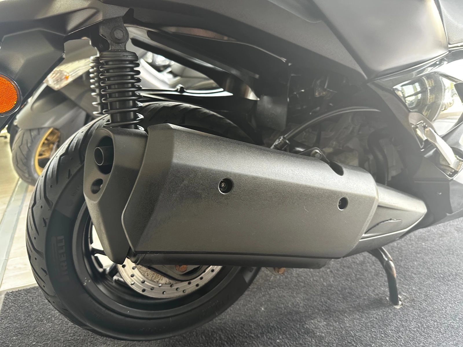 Yamaha X-max 300i Iron Max 2019г. ABS/ТС/LED - изображение 10
