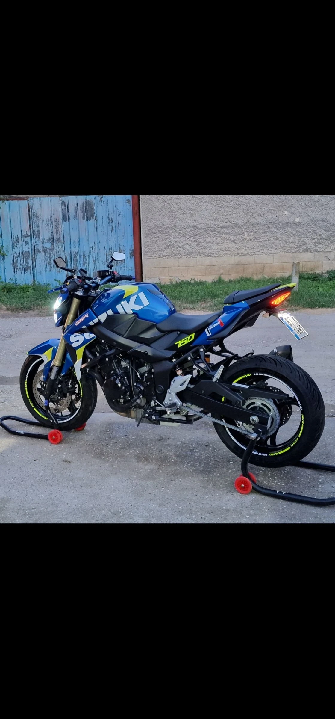 Suzuki Gsr 750 | Mobile.bg   1