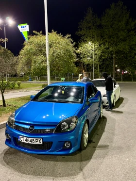 Opel Astra OPC, снимка 1