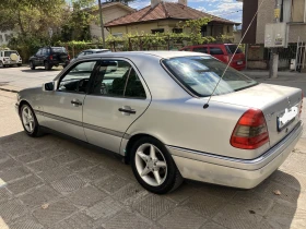 Mercedes-Benz C 200 Елеганс, снимка 13
