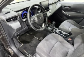 Toyota Corolla 1.8 хибрид, снимка 11