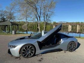 BMW i8 * 2dr Cpe * CARFAX * БЕЗ ПЪРВОНАЧАЛНА ВНОСКА