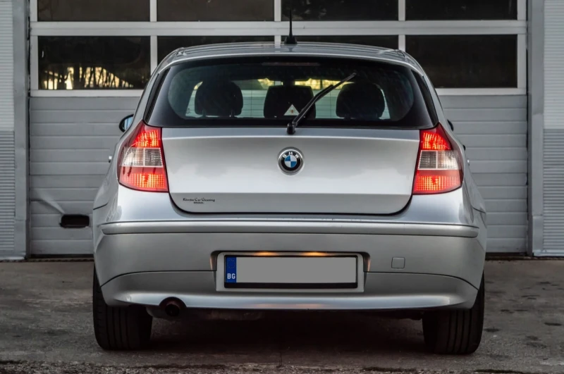 BMW 118 1.8 i, снимка 3 - Автомобили и джипове - 47216560