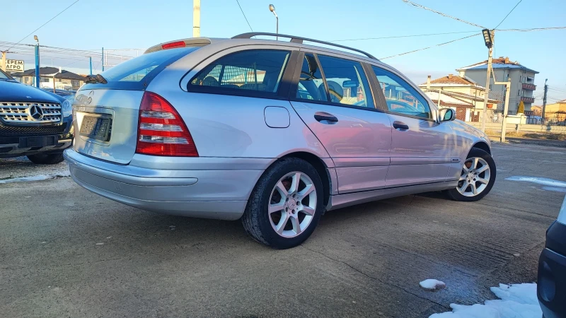 Mercedes-Benz C 220 CDI, снимка 8 - Автомобили и джипове - 48718171