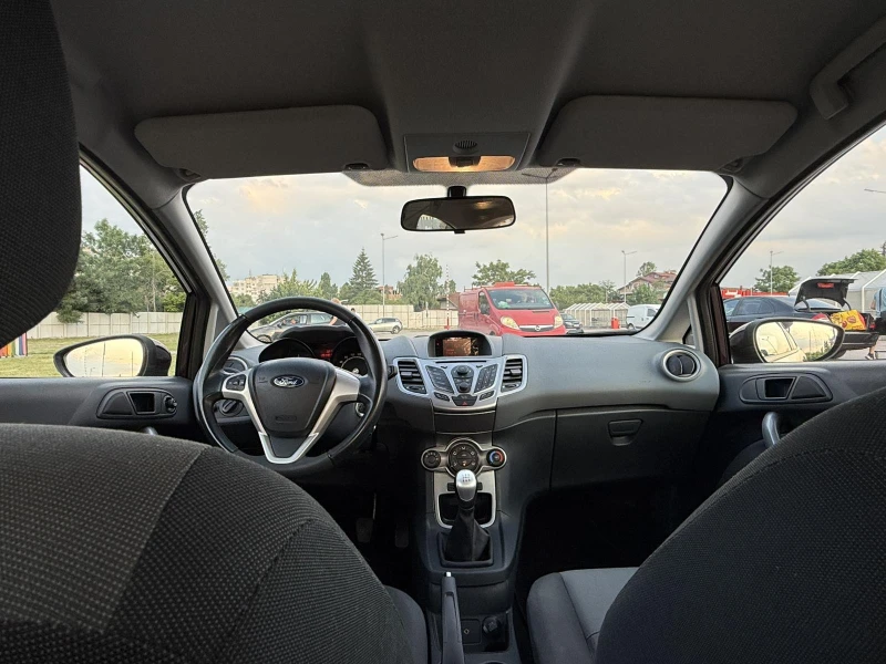 Ford Fiesta, снимка 9 - Автомобили и джипове - 52371442